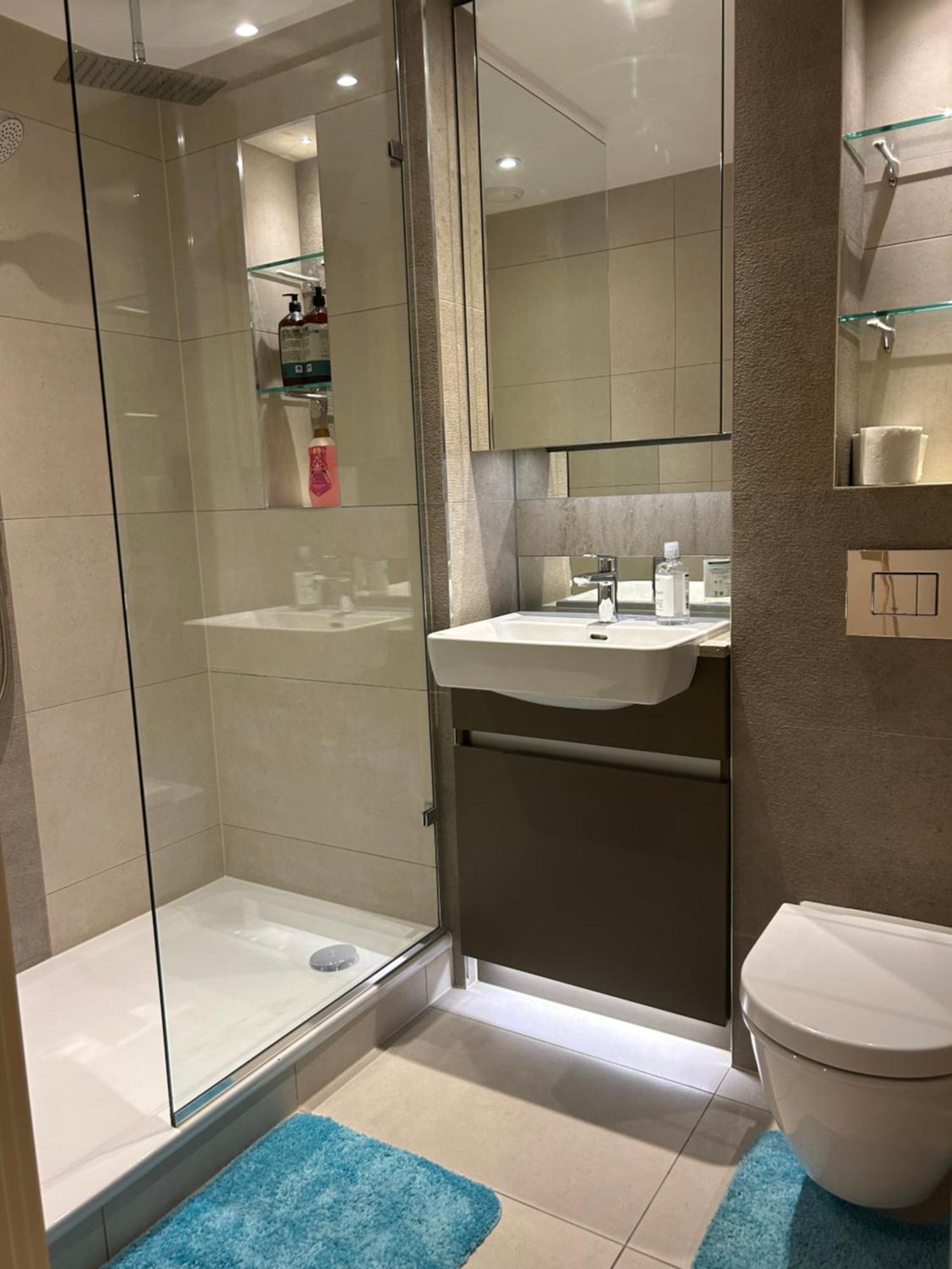 Luxury Riverside Apt With Easy Access To Central London, O2, Excel Centre And Parking エクステリア 写真